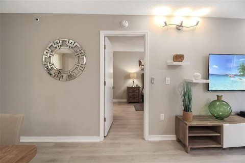 Copropriété à louer à Sarasota, Floride: 2 chambres, 89.09 m2 № 2298812 - photo 19