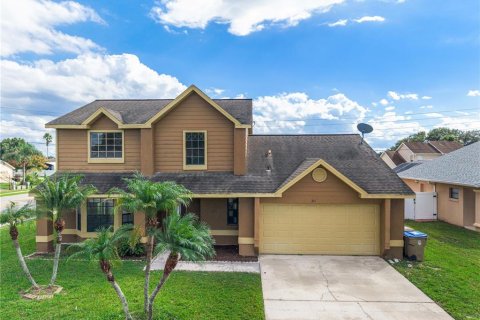 Villa ou maison à vendre à Kissimmee, Floride: 4 chambres, 191.47 m2 № 2420038 - photo 2