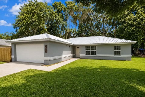 Villa ou maison à louer à Ocala, Floride: 3 chambres, 133.31 m2 № 2203221 - photo 4