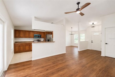 Villa ou maison à louer à Ocala, Floride: 3 chambres, 133.31 m2 № 2203221 - photo 24