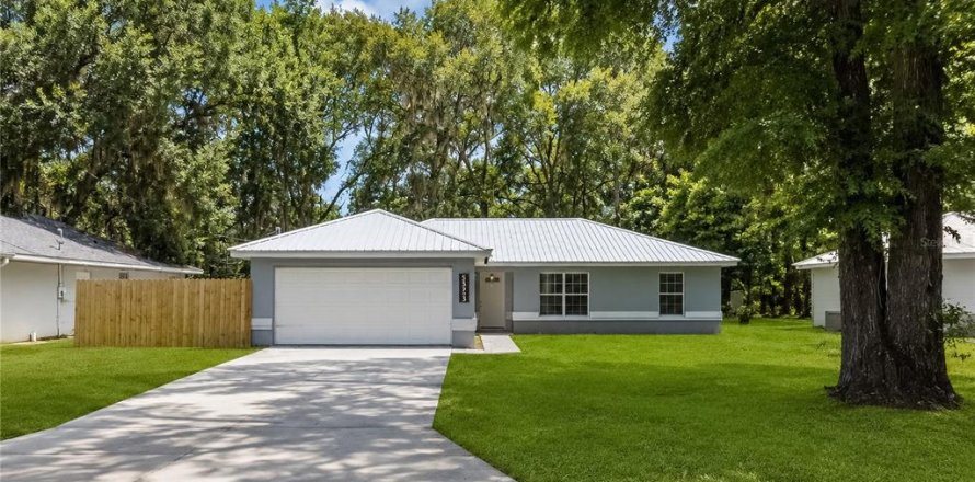 Villa ou maison à Ocala, Floride 3 chambres, 133.31 m2 № 2203221