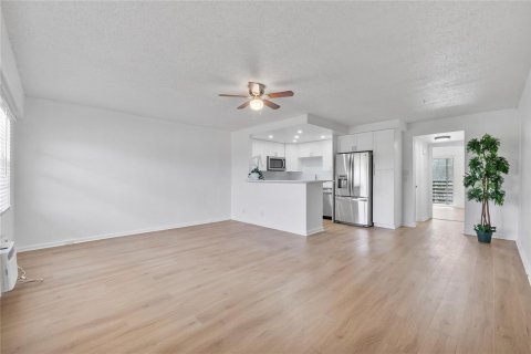 Copropriété à vendre à Boca Raton, Floride: 1 chambre, 66.43 m2 № 2185786 - photo 3