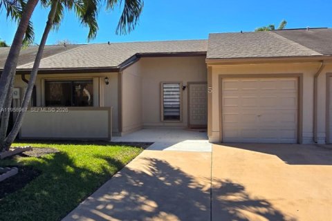 Adosado en Boynton Beach, Florida 2 dormitorios, 111.39 m2 № 2017801