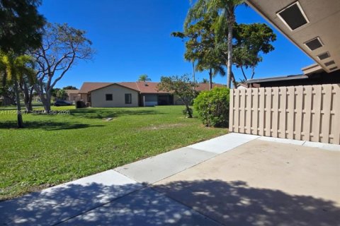 Adosado en venta en Boynton Beach, Florida, 2 dormitorios, 111.39 m2 № 2017801 - foto 20