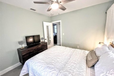 Propiedad comercial en venta en Clearwater, Florida, 253.99 m2 № 1347233 - foto 17