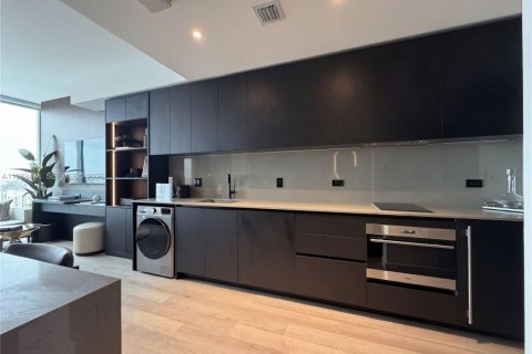 Condo in Miami, Florida № 2255312 - photo 8