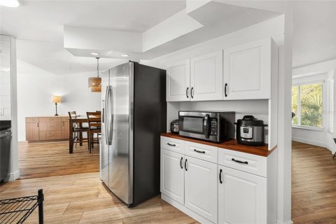 Villa ou maison à vendre à Nokomis, Floride: 2 chambres, 143.07 m2 № 2213829 - photo 11