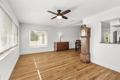 Villa ou maison à vendre à Nokomis, Floride: 2 chambres, 143.07 m2 № 2213829 - photo 17