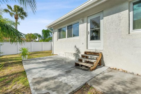Villa ou maison à vendre à Nokomis, Floride: 2 chambres, 143.07 m2 № 2213829 - photo 29