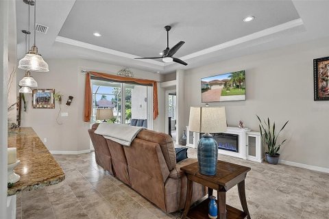 Casa en venta en Palm Coast, Florida, 3 dormitorios, 174.66 m2 № 2230845 - foto 13