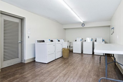 Condo in Boca Raton, Florida, 1 bedroom № 2169856 - photo 18