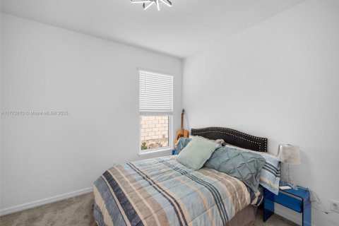 House in Port St. Lucie, Florida 5 bedrooms, 222.41 sq.m. № 1864899 - photo 9
