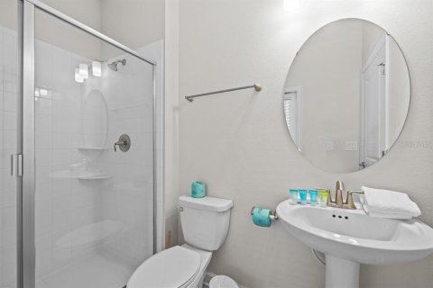 House in Davenport, Florida 6 bedrooms, 310.2 sq.m. № 1750783 - photo 15