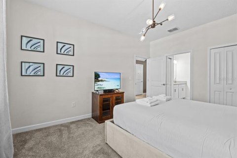 House in Davenport, Florida 6 bedrooms, 310.2 sq.m. № 1750783 - photo 17