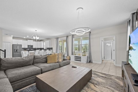 House in Davenport, Florida 6 bedrooms, 310.2 sq.m. № 1750783 - photo 11