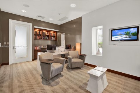 Condo in Fort Lauderdale, Florida, 2 bedrooms  № 2023606 - photo 23