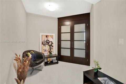 Condo in Fort Lauderdale, Florida, 2 bedrooms  № 2023606 - photo 9