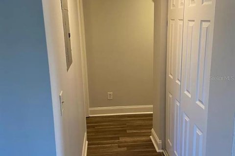 Apartamento en alquiler en Tampa, Florida, 2 dormitorios, 99.22 m2 № 1872925 - foto 4