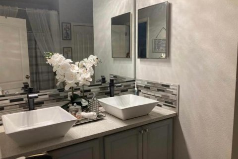Villa ou maison à louer à Dundee, Floride: 2 chambres, 148.64 m2 № 2387531 - photo 6