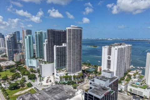 Condominio en venta en Miami, Florida, 2 dormitorios, 97.36 m2 № 1976568 - foto 27