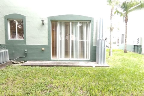 Touwnhouse à louer à Homestead, Floride: 3 chambres, 132.2 m2 № 1932423 - photo 19
