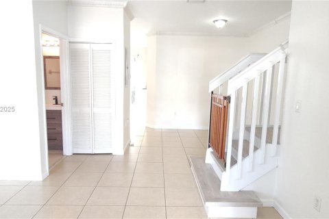 Touwnhouse à louer à Homestead, Floride: 3 chambres, 132.2 m2 № 1932423 - photo 4