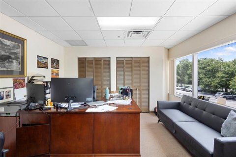 Propiedad comercial en venta en Orlando, Florida, 92.9 m2 № 1852510 - foto 9