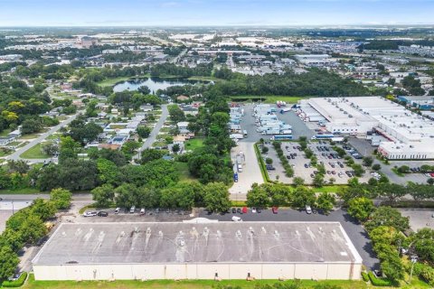 Propiedad comercial en venta en Orlando, Florida, 92.9 m2 № 1852510 - foto 24