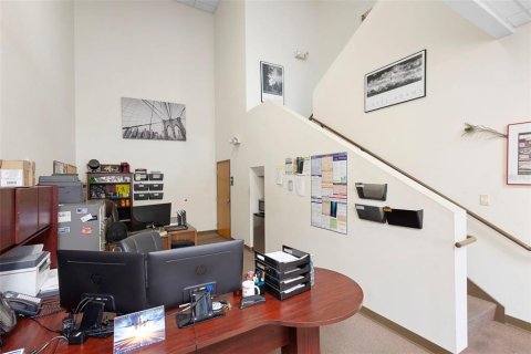 Propiedad comercial en venta en Orlando, Florida, 92.9 m2 № 1852510 - foto 7
