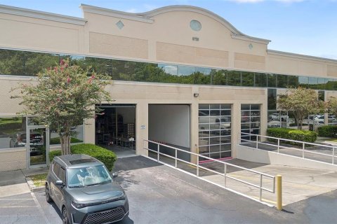 Propiedad comercial en venta en Orlando, Florida, 92.9 m2 № 1852510 - foto 22