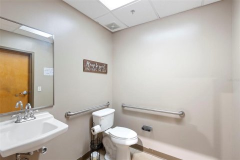 Propiedad comercial en venta en Orlando, Florida, 92.9 m2 № 1852510 - foto 15