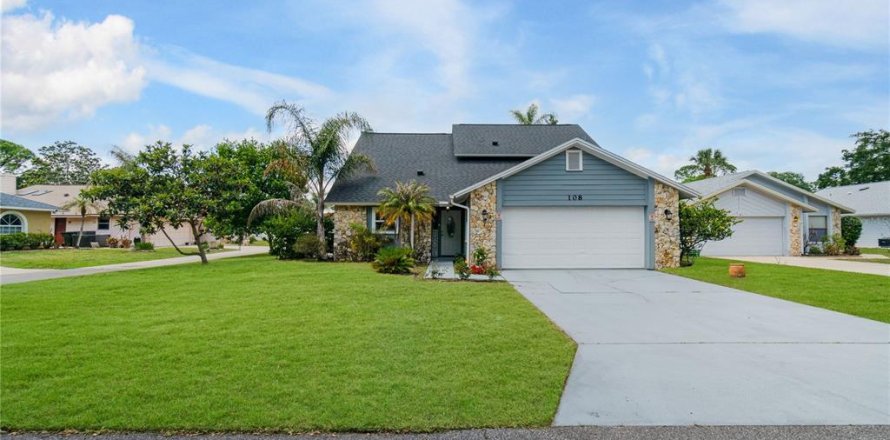 House in Daytona Beach, Florida 4 bedrooms, 193.14 sq.m. № 2201211