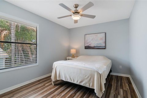 House in Daytona Beach, Florida 4 bedrooms, 193.14 sq.m. № 2201211 - photo 21