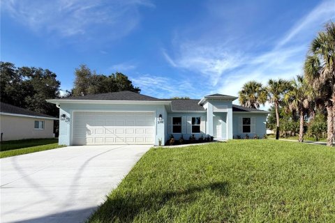 House in North Port, Florida 3 bedrooms, 133.5 sq.m. № 2393931