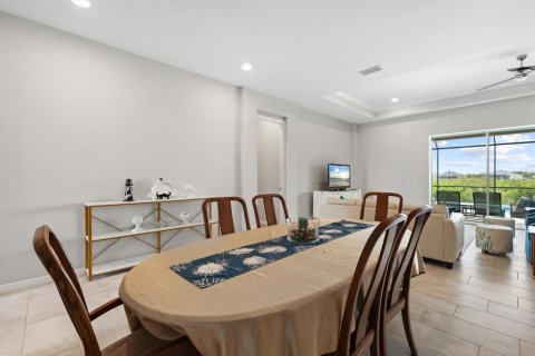 House in Parrish, Florida 2 bedrooms, 180.32 sq.m. № 1678251 - photo 7