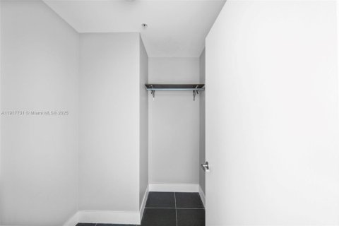 Copropriété à vendre à Miami, Floride: 2 chambres, 117.24 m2 № 1973623 - photo 16