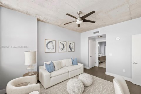 Copropriété à vendre à Miami, Floride: 2 chambres, 117.24 m2 № 1973623 - photo 15