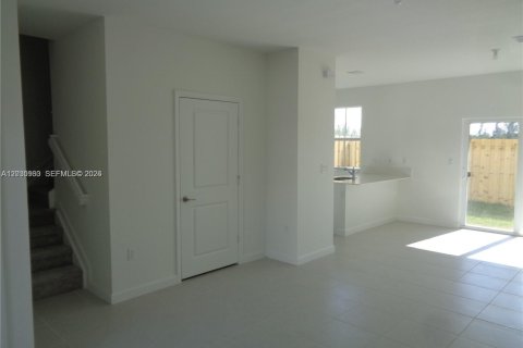 Adosado en alquiler en Homestead, Florida, 3 dormitorios, 132.94 m2 № 2084990 - foto 30