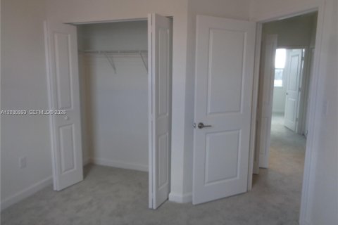 Adosado en alquiler en Homestead, Florida, 3 dormitorios, 132.94 m2 № 2084990 - foto 9