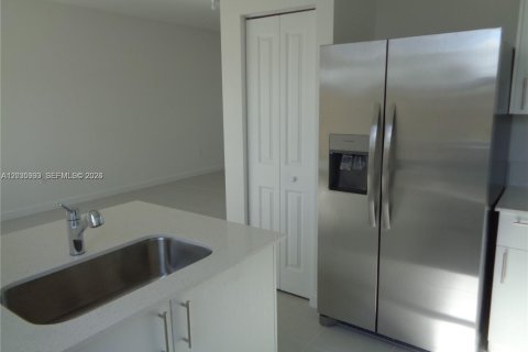 Adosado en alquiler en Homestead, Florida, 3 dormitorios, 132.94 m2 № 2084990 - foto 26