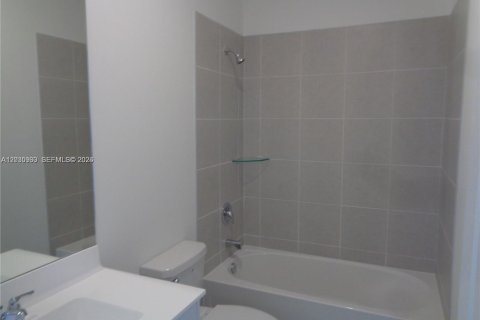 Adosado en alquiler en Homestead, Florida, 3 dormitorios, 132.94 m2 № 2084990 - foto 5