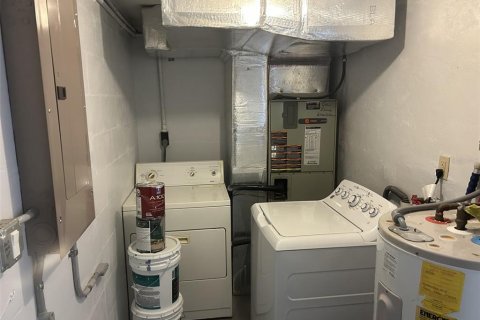 Casa en alquiler en Largo, Florida, 4 dormitorios, 97.55 m2 № 1904454 - foto 14