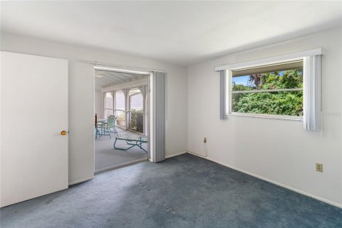 Купить виллу или дом в Порт-Шарлотт, Флорида 9 комнат, 152.36м2, № 1849946 - фото 25