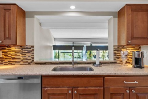 Condominio en venta en Tampa, Florida, 3 dormitorios, 129.69 m2 № 1588862 - foto 18