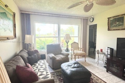 Condo in Margate, Florida, 1 bedroom  № 1836039 - photo 14