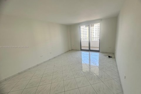 Condominio en venta en Miami Beach, Florida, 2 dormitorios, 98.85 m2 № 1979637 - foto 15