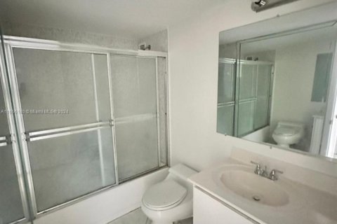 Condominio en venta en Miami Beach, Florida, 2 dormitorios, 98.85 m2 № 1979637 - foto 22