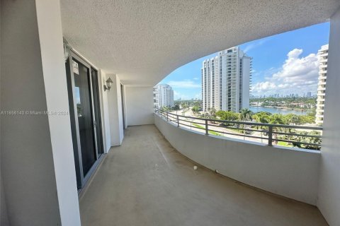 Condominio en venta en Miami Beach, Florida, 2 dormitorios, 98.85 m2 № 1979637 - foto 4
