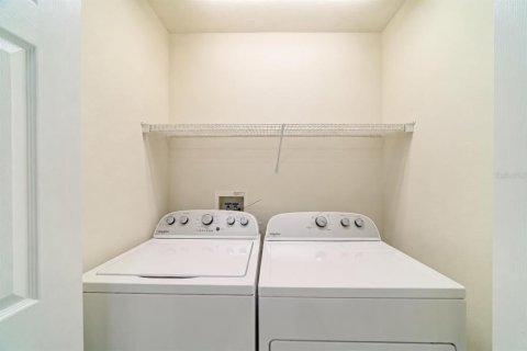 House in Bradenton, Florida 2 bedrooms, 129.6 sq.m. № 2427028 - photo 27