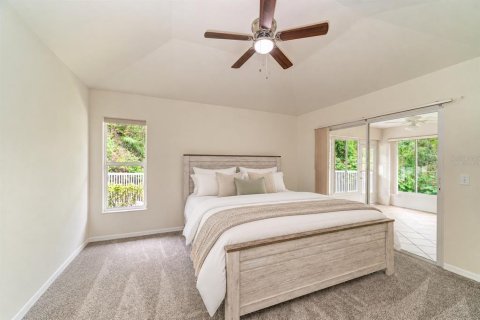House in Bradenton, Florida 2 bedrooms, 129.6 sq.m. № 2427028 - photo 16